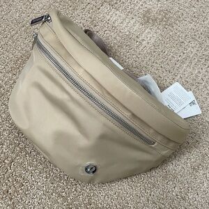 NWT Lululemon City Adventurer Belt Bag